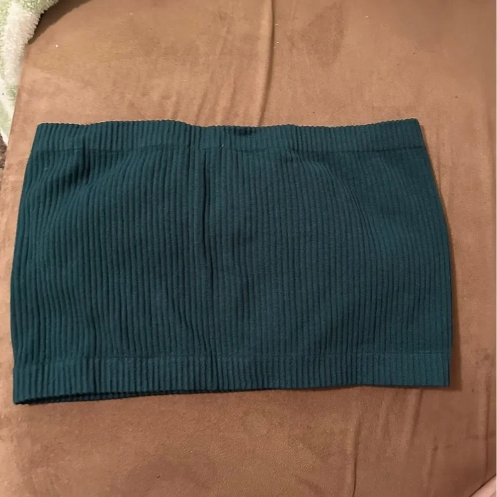 Aura Ribbed Emerald Green Bandeau Size M/L - Picture 3 of 6